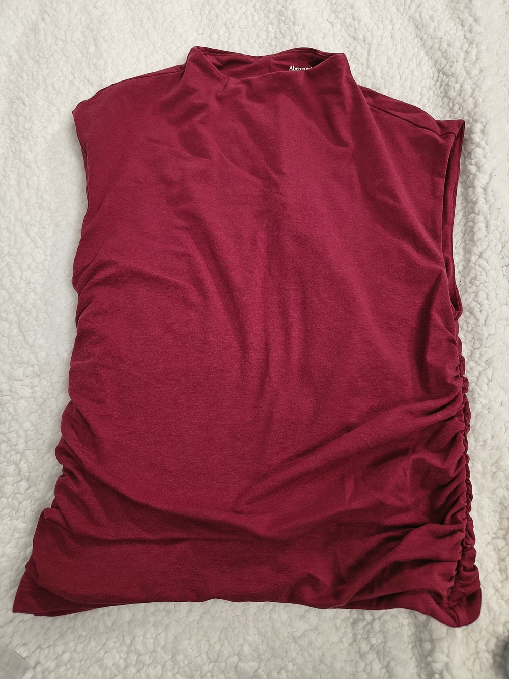 Abercrombie & Fitch Sleeveless Ruched Side Top in Deep Berry